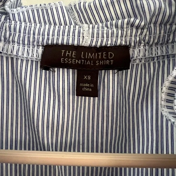 The Limited Striped Short Sleeve Ruffle Shirt Size XS - Picture 5 of 9